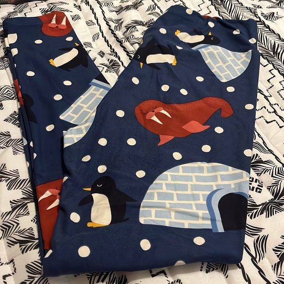 LuLaRoe Penguins Igloo Walrus Polka Dot Leggings Size Onesize - Picture 5 of 8